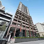 Stylish & Modern 2Br Apt Near Victoria Market