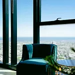 Breathtaking Views 49Th Floor - Melbourne Square