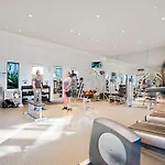 Your Own Oasis - Quiet One Bedroom Apt Near Crown