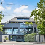 Hawksburn Village - 2 Bed Apt In Central Prahran