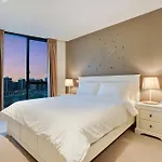Luxury -3B2B2C Harbour View & Skyline Apartment