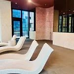 #3205 Sky High Retreat Luxurious 3-Bedroom Suite With Pool, Gym, Spa & Carpark