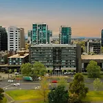 Pullman Melbourne Albert Park
