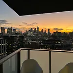 Art Deco - City View Nest