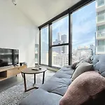 Apartment Mick