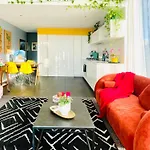 Extraordinary Holiday Stay For Melbourne Explore