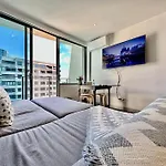 Modern 1Br West Melbourne Gateway