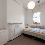 Private Unit In Heritage Building In Fitzroy North