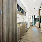 Stylish 1-Bedroom Retreat In St Kilda
