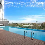 Myhome Apartment - Ivanhoe