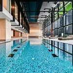 11D Stunning Water And Skyline View 2 Bedroom Abnb Apt With Free Parking