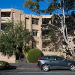 2Br Apartment In Parkville Steps From Royal Park