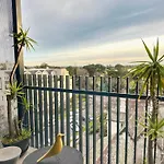 Modern 2Br Apt With A Stunning View