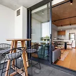 Modern Urban Retreat In Brunswick