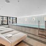 High-Rise Inner-City 2-Bed With Sauna, Gym & Spa