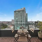 Complete Host Elm Apartments
