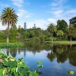 Stylish Comfort On The Park