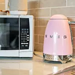 Charming Hideaway Apartment Near St Kilda