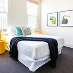 Clyde Terrace Collingwood Urban Retreat