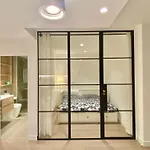 Chic 2Br Luxury Apt In Prime West Side Complex Center Of It All