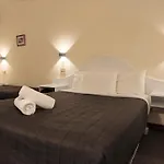 St Georges Motor Inn