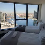 Panoramic Docklands Apartment