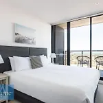 Melbourne Private Apartments - Collins Wharf Waterfront, Docklands