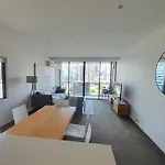 Harbour Escape Apartments Docklands