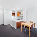 Stadium Apartments - Cbd Living On Little Bourke