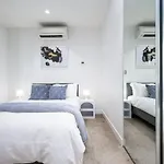 Modern 2Br Apartment Pool, Spa And Gym In Cbd
