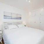 Gorgeous Relaxed Beach Unit