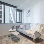 Beautiful 1Br Apartment In Melburnepoolgym