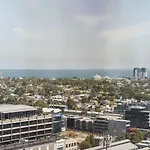 Hancock Viewpoint - Resort-Style Simplicity