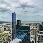 Australia 108-Exclusive Luxury, Spectacular Views