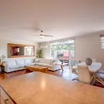 Cozy Holiday Apartment Southbank