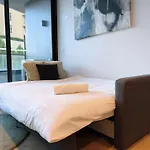 Bright & Modern 2Br Apt On Iconic Chapel Street