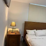 Charming 1 Bedroom Apartment