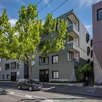 Wow Apartment On Queensberry