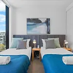 The Oasis - Brand New 2Bedroom Apt With Parking, Heated Pool And Gym