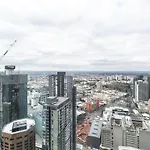 1Br Central Cbd High Rise Unit!