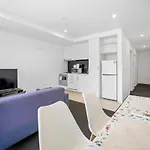 Large Balcony Glorious Sunshine-Central Mel 1B1B