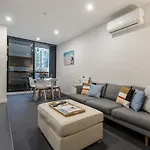 Prime Hub On Bourke W City Views! Near Chinatown!