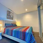 Aus108 - 1B1B With Breathtaking City Views