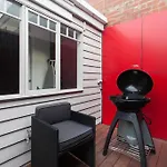 Redtro House