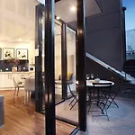 Staycentral - Little Collins Cbd