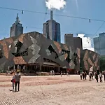 Jacinta By The Yarra - Rejuvenate Stays