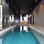 Melbourne Empire Apartments