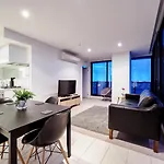 Premier Stays Melbourne