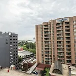 City Living@Best Location With 2 Beds In Melbourne