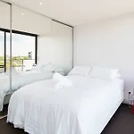 Erica, 2Bdr South Yarra Apartment